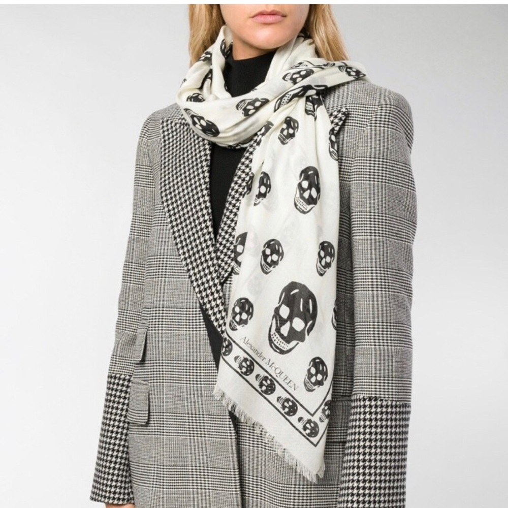 Alexander McQueen scarf